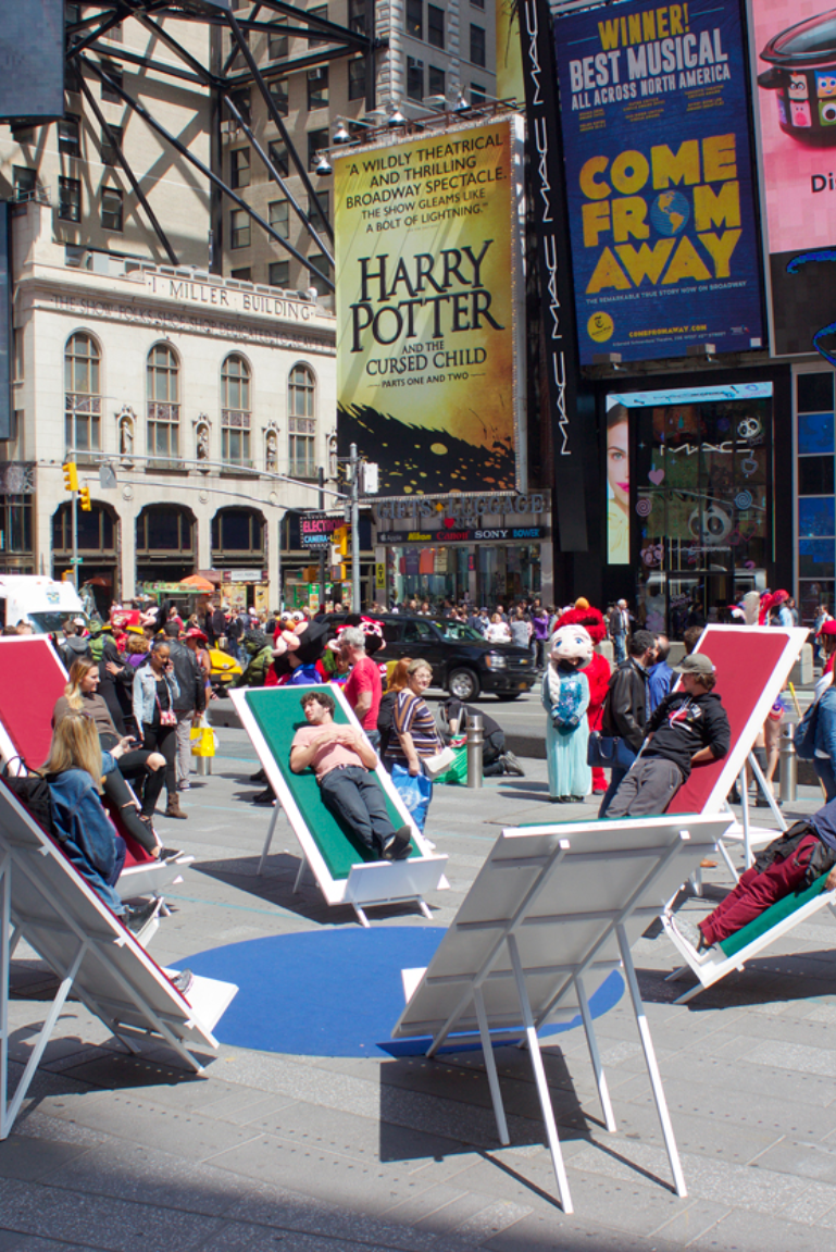 TIMES SQUARE / New York