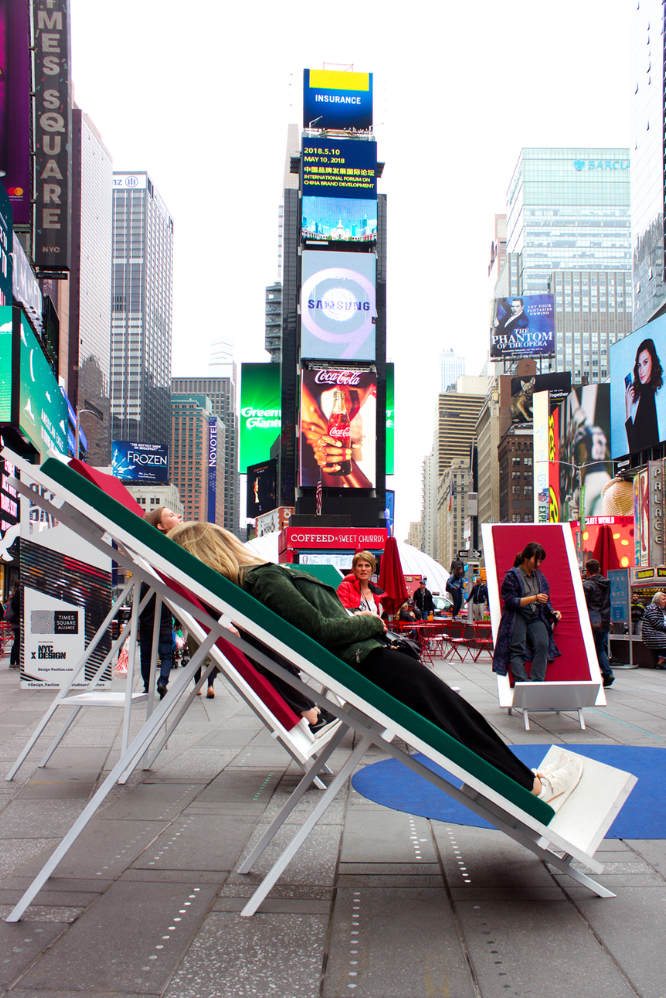 TIMES SQUARE / New York